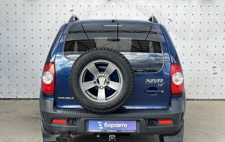 Chevrolet Niva I рестайлинг, 2017 год, 770 000 рублей, 6 фотография