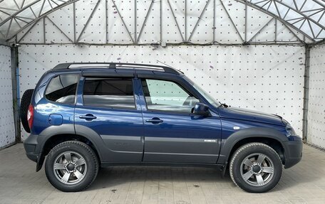Chevrolet Niva I рестайлинг, 2017 год, 770 000 рублей, 9 фотография