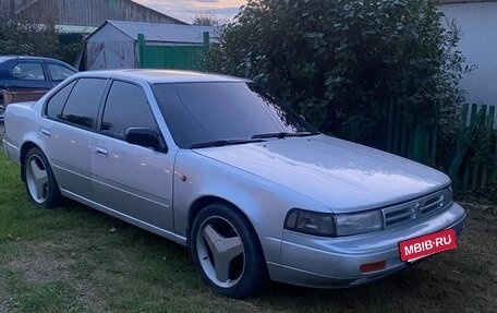 Nissan Maxima VIII, 1992 год, 350 000 рублей, 6 фотография