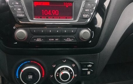 KIA Rio III рестайлинг, 2012 год, 800 000 рублей, 10 фотография