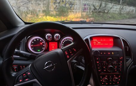 Opel Astra J, 2011 год, 720 000 рублей, 5 фотография