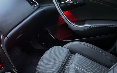 Opel Astra J, 2011 год, 720 000 рублей, 7 фотография