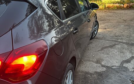 Opel Astra J, 2011 год, 720 000 рублей, 17 фотография