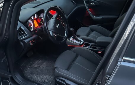 Opel Astra J, 2011 год, 720 000 рублей, 14 фотография