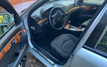 Mercedes-Benz E-Класс, 2008 год, 960 000 рублей, 4 фотография