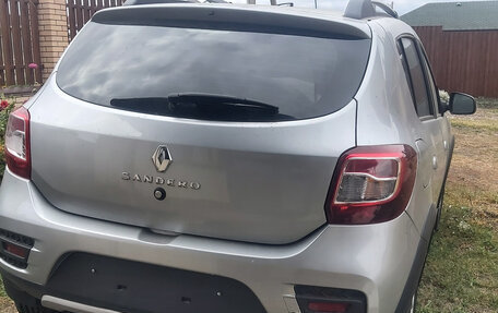 Renault Sandero II рестайлинг, 2022 год, 1 399 999 рублей, 3 фотография