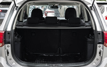 Mitsubishi Outlander III рестайлинг 3, 2016 год, 1 850 000 рублей, 12 фотография