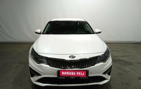 KIA Optima IV, 2019 год, 1 885 000 рублей, 2 фотография
