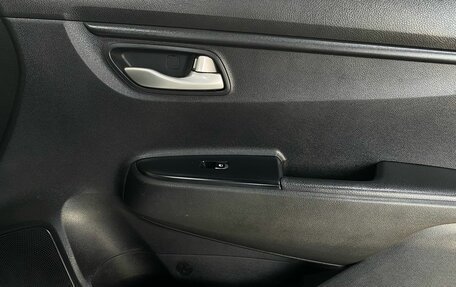 KIA Rio IV, 2017 год, 1 067 900 рублей, 18 фотография