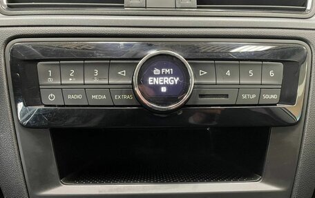 Skoda Rapid I, 2018 год, 1 090 000 рублей, 14 фотография