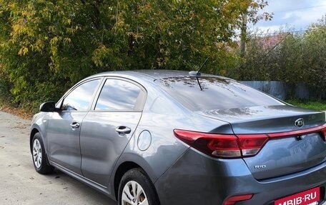 KIA Rio IV, 2017 год, 990 000 рублей, 5 фотография