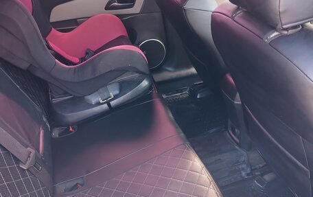 Chevrolet Cruze II, 2014 год, 980 000 рублей, 4 фотография