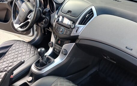 Chevrolet Cruze II, 2014 год, 980 000 рублей, 3 фотография