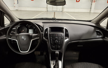Opel Astra J, 2013 год, 630 000 рублей, 14 фотография