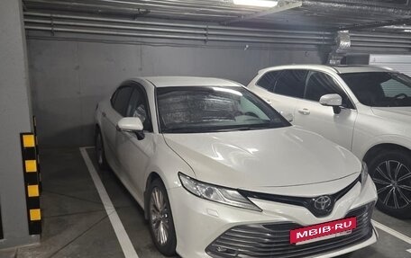 Toyota Camry, 2018 год, 2 900 000 рублей, 5 фотография