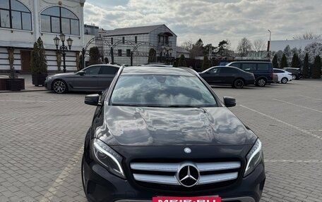 Mercedes-Benz GLA, 2016 год, 1 750 000 рублей, 3 фотография
