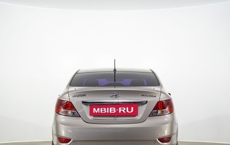Hyundai Solaris II рестайлинг, 2011 год, 749 000 рублей, 5 фотография
