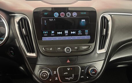 Chevrolet Malibu IX, 2016 год, 1 100 000 рублей, 20 фотография