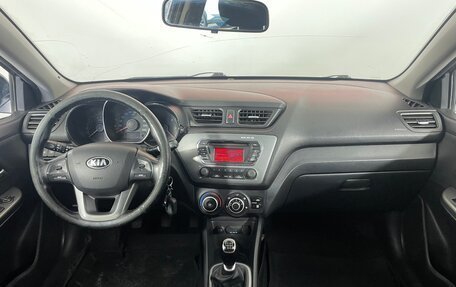 KIA Rio III рестайлинг, 2014 год, 695 000 рублей, 10 фотография