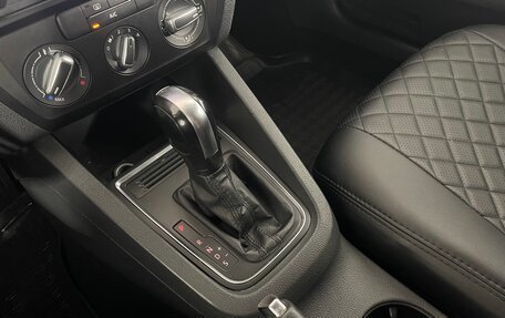 Volkswagen Jetta VI, 2016 год, 1 132 000 рублей, 20 фотография