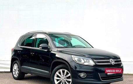 Volkswagen Tiguan I, 2015 год, 1 495 700 рублей, 3 фотография