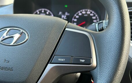 Hyundai Solaris II рестайлинг, 2019 год, 1 400 000 рублей, 16 фотография