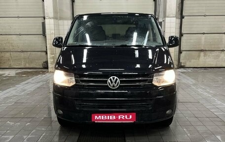 Volkswagen Multivan T5, 2013 год, 1 790 000 рублей, 2 фотография