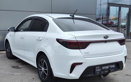 KIA Rio IV, 2018 год, 1 349 000 рублей, 8 фотография