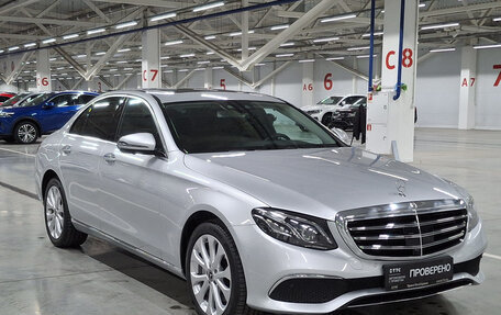 Mercedes-Benz E-Класс, 2020 год, 3 399 000 рублей, 3 фотография