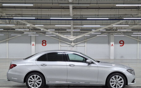 Mercedes-Benz E-Класс, 2020 год, 3 399 000 рублей, 5 фотография