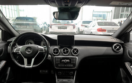 Mercedes-Benz A-Класс, 2014 год, 1 850 000 рублей, 17 фотография