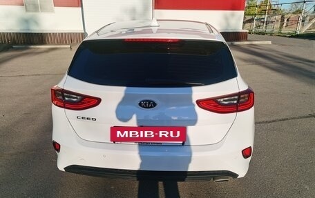 KIA cee'd III, 2019 год, 1 800 000 рублей, 5 фотография