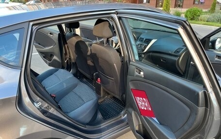 Hyundai Solaris II рестайлинг, 2015 год, 1 030 000 рублей, 12 фотография