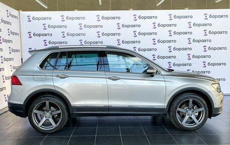Volkswagen Tiguan II, 2018 год, 2 449 000 рублей, 6 фотография