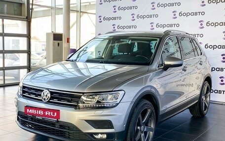 Volkswagen Tiguan II, 2018 год, 2 449 000 рублей, 2 фотография