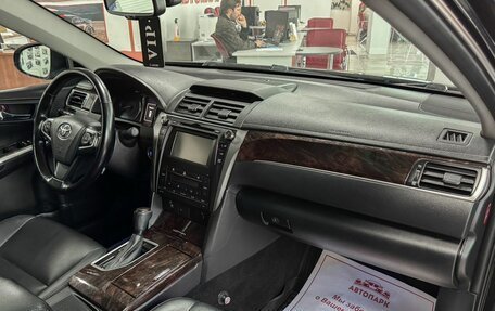 Toyota Camry, 2016 год, 1 799 000 рублей, 13 фотография