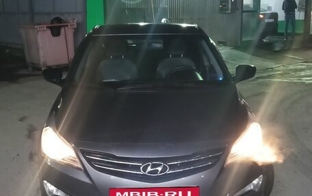 Hyundai Solaris II рестайлинг, 2016 год, 1 150 000 рублей, 2 фотография