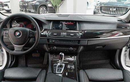 BMW 5 серия, 2015 год, 2 049 000 рублей, 10 фотография