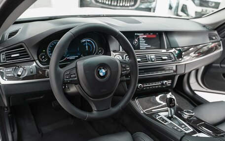 BMW 5 серия, 2015 год, 2 049 000 рублей, 9 фотография