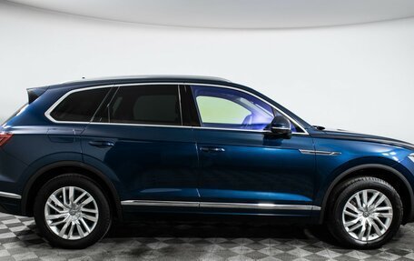 Volkswagen Touareg III, 2018 год, 4 890 000 рублей, 4 фотография