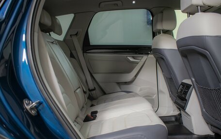 Volkswagen Touareg III, 2018 год, 4 890 000 рублей, 10 фотография