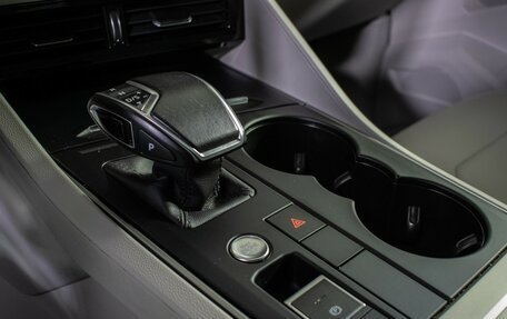 Volkswagen Touareg III, 2018 год, 4 890 000 рублей, 15 фотография