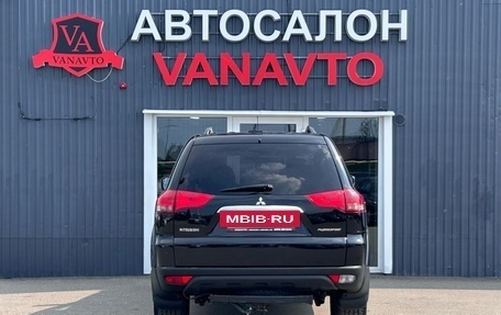Mitsubishi Pajero Sport II рестайлинг, 2015 год, 1 870 000 рублей, 7 фотография