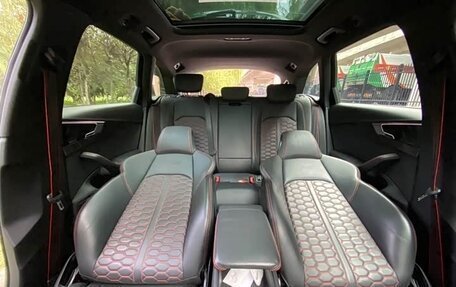 Audi RS 4, 2022 год, 5 750 008 рублей, 15 фотография