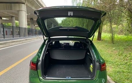 Audi RS 4, 2022 год, 5 750 008 рублей, 4 фотография