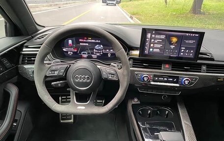 Audi RS 4, 2022 год, 5 750 008 рублей, 10 фотография