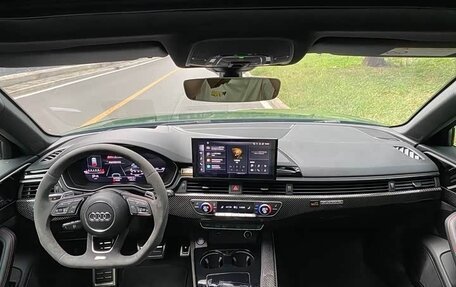 Audi RS 4, 2022 год, 5 750 008 рублей, 11 фотография