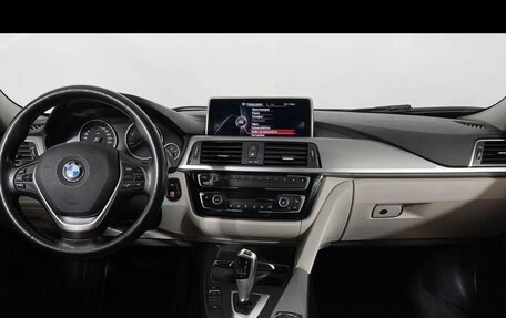 BMW 3 серия, 2018 год, 2 400 000 рублей, 8 фотография