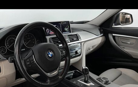 BMW 3 серия, 2018 год, 2 400 000 рублей, 9 фотография