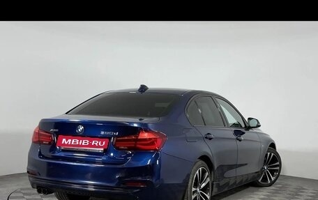 BMW 3 серия, 2018 год, 2 400 000 рублей, 2 фотография